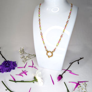 Cassie Twisted Paperclip Necklace